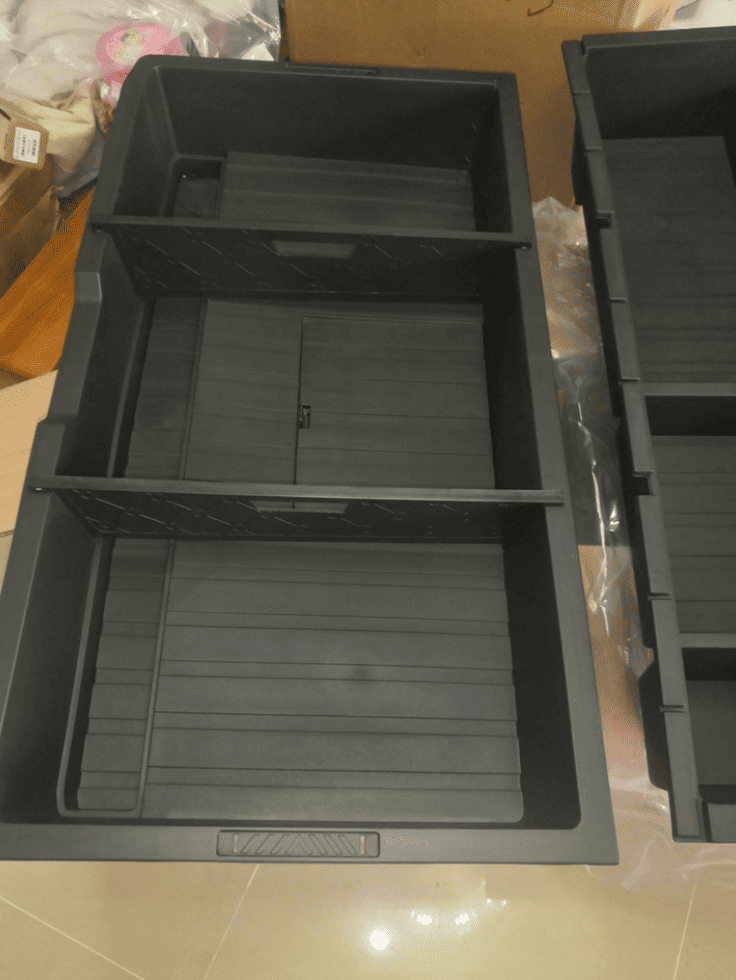 Xevaban.com ở 214 Giải Ph&oacute;ng l&agrave; đơn vị chuy&ecirc;n cung cấp phụ kiện oto, đồ chơi oto, phụ t&ugrave;ng oto, phụ kiện monjaro, đồ chơi monjaro,&nbsp;xevaban, 214 giải ph&oacute;ng, hộp đồ cốp sau monjaro, hộp đựng đồ cốp sau monjaro, ngăn cốp sau monjaro.